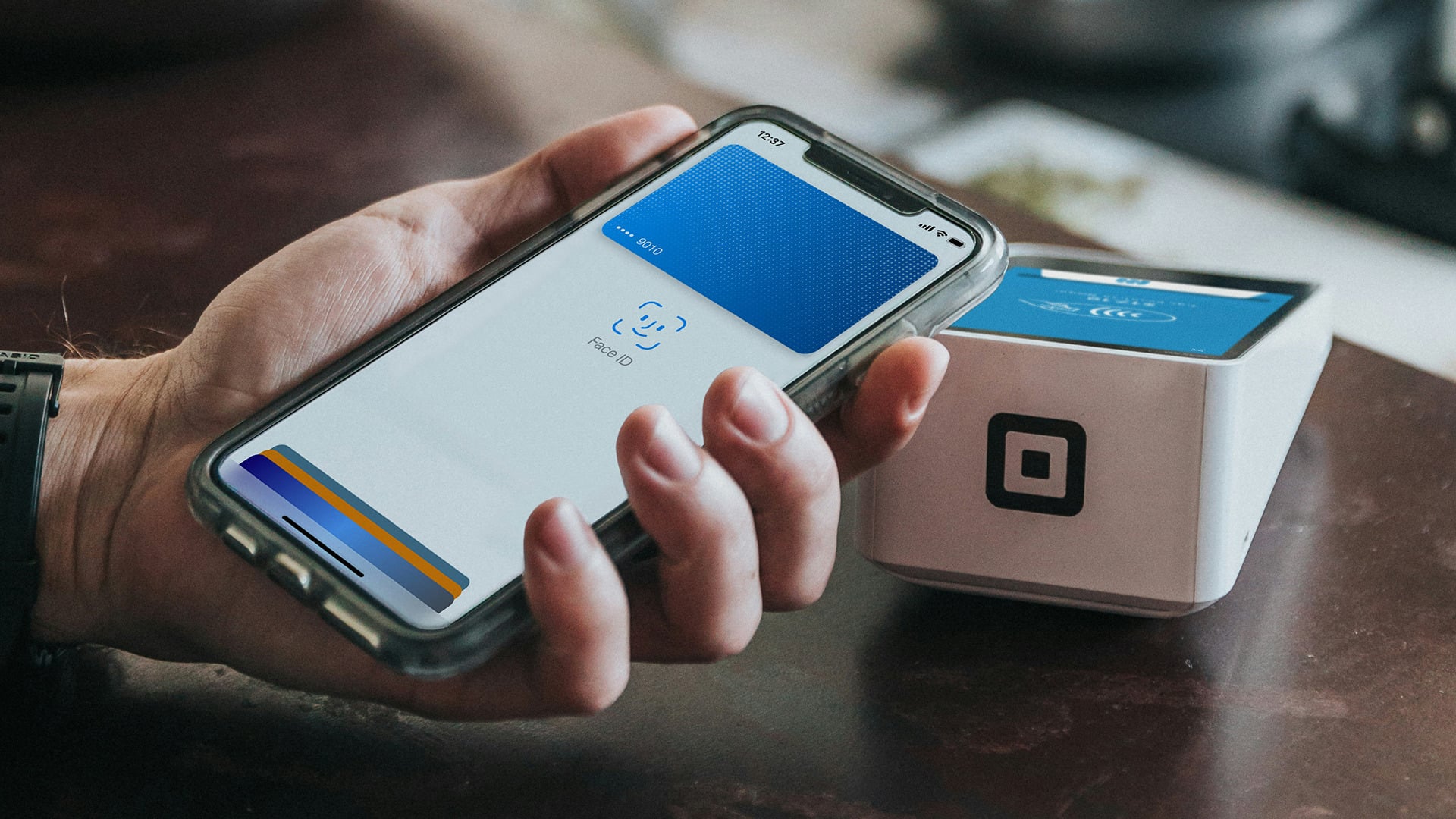 Apple, Iphone, Bezahlen, NFC, Bezahlsystem, Apple Pay, mobiles Bezahlen, Mobile Payment, Kontaktloses Bezahlen