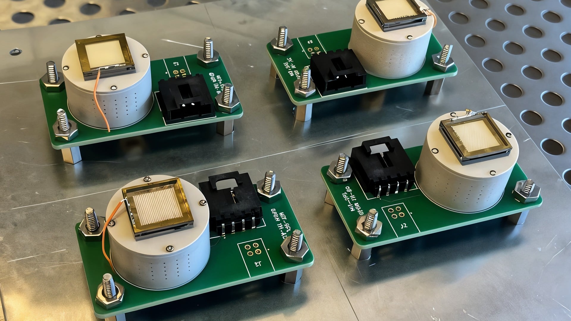 Raumfahrt, MIT, Cubesats, Antriebssysteme, Kleinsatelliten, ASCENT-Treibstoff, Elektrospray-Triebwerke, Mikrosatelliten, Green Propulsion Dual Mode