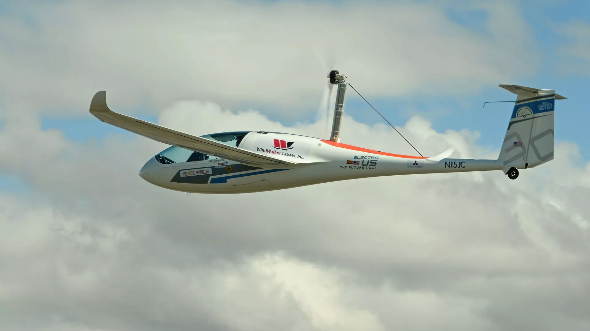 Flugzeug, Feststoffakku, Feststoffbatterie, Helios Horizon